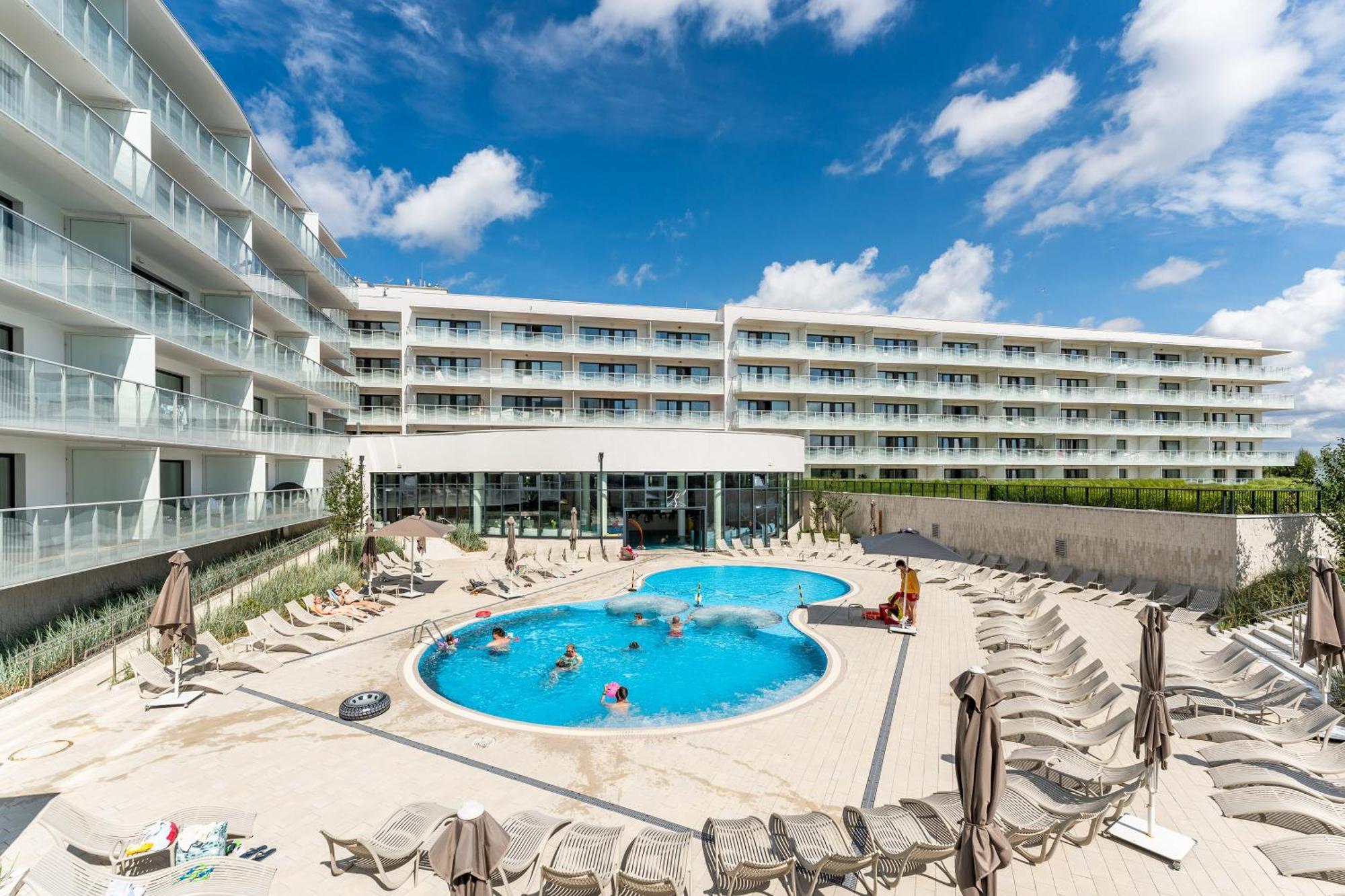 Apartamenty Lighthouse - Polanki Aqua - Blue Kołobrzeg Esterno foto